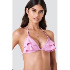 J&K Swim X NA-KD Góra bikini z falbankami - Pink. Bikini damskie marki J&K Swim X NA-KD. W wyprzedaży za 24.38 zł.