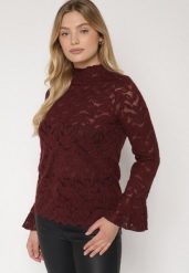 Bordowa Koronkowa Bluzka ze Stójką i Rozszerzanymi Rękawami Nefina. Czerwone bluzki damskie Born2be, l, z aplikacjami, z jeansu, eleganckie, bez kołnierzyka, bez ramiączek. Za 99.99 zł.