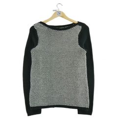 Second life - Damski czarny sweter - Jak nowy. Czarne swetry damskie Ralph Lauren, bez wzorów, sportowe, bez kołnierzyka, bez ramiączek, bez kaptura. Za 114.17 zł.