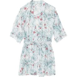 Szlafrok kimono bonprix z nadrukiem. Białe szlafroki damskie bonprix, bez wzorów, bez ramiączek, bez kaptura. Za 71.99 zł.