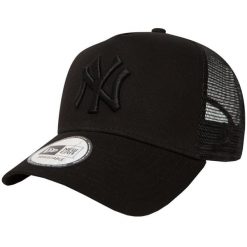 Męska czapka z daszkiem New Era Clean Trucker New York Yankees MLB Cap. Czarne czapki i kapelusze męskie New Era, bez wzorów, z poliesteru, sportowe. Za 158.00 zł.