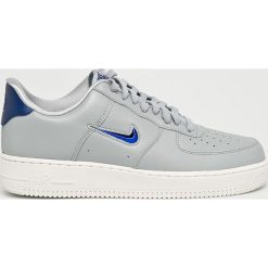 Nike Sportswear - Buty Air Force. Buty sportowe męskie marki Nike Sportswear. W wyprzedaży za 379.90 zł.