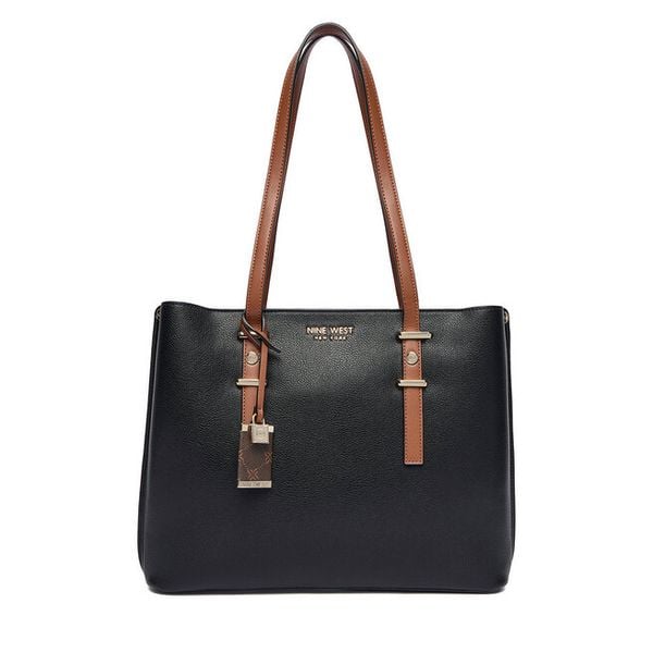 Torebka Nine West. Czarne torebki do ręki damskie Nine West, bez wzorów, klasyczne, bez dodatków. Za 289.99 zł.