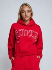 Bluza hoodie z nadrukiem - czerwony. Czerwone bluzy damskie Sinsay, l, bez wzorów, bez kaptura. Za 49.99 zł.