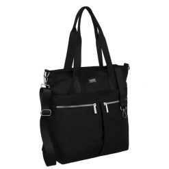 Shopperka w czarnym kolorze z zewnętrznymi kieszeniami i dopinanym paskiem Peterson PTN CTY-05. Czarne torebki do ręki damskie Peterson, bez wzorów, bez dodatków. Za 97.99 zł.