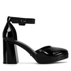Czółenka DeeZee. Czarne czółenka damskie DeeZee, bez wzorów, bez obcasa, bez zapięcia. Za 159.99 zł.
