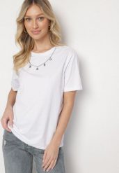 Biały Bawełniany T-shirt z Odpinanym Łańcuszkiem Imitującym Naszyjnik Mohna. Białe bluzki damskie Born2be, m, z aplikacjami, z bawełny, eleganckie, bez kołnierzyka. Za 34.99 zł.