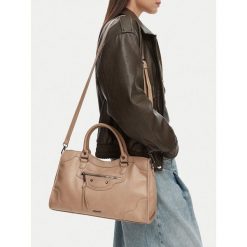 Torebka JENNY. Brązowe torebki do ręki damskie Jenny, bez wzorów, klasyczne, bez dodatków. Za 159.99 zł.