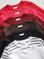 T-shirt regular z merceryzowanej bawełny - wielobarwny. T-shirty damskie Reserved, l, bez wzorów, z bawełny, bez kołnierzyka. Za 79.99 zł.