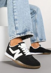 Czarne Sneakersy w Stylu Kultowych Tenisówek z Ozdobnymi Przeszyciami Elanicia. Czarne obuwie sportowe damskie Born2be, bez wzorów, tenisowe. Za 84.99 zł.