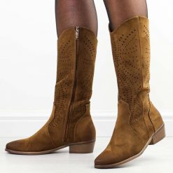 Camelowe zamszowe kowbojki, kozaki damskie Potocki 12271. Brązowe kozaki damskie POTOCKI, z jeansu, bez obcasa. Za 259.00 zł.