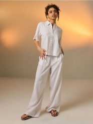 Spodnie wide leg z domieszką lnu - biały. Białe spodnie materiałowe damskie Sinsay, l, bez wzorów. Za 39.99 zł.