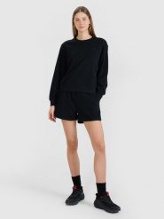 4F Spodenki dresowe damskie - czarne L. Czarne szorty sportowe damskie 4f, l, bez wzorów, z bawełny, sportowe. Za 59.99 zł.