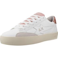 Buty SUN68 KATY LEATHER Biały. Białe obuwie sportowe damskie SUN68, trekkingowe. Za 288.99 zł.