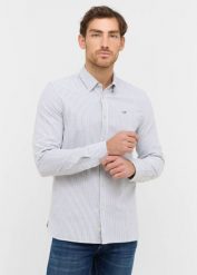 Męska Koszula Mustang Style Edinburg Green Stripe 1016953 12800. Zielone koszule męskie Mustang, m, bez wzorów, bez kołnierzyka, bez ramiączek. Za 169.99 zł.