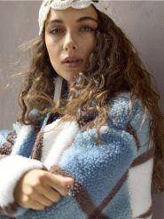 Bluza sherpa ze stójką w kratę - wielobarwny. Bluzy damskie Sinsay, l, bez wzorów, bez kaptura. Za 59.99 zł.