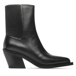 Botki Coach. Czarne botki damskie Coach, bez obcasa, na słupku, bez zapięcia. Za 1,299.00 zł.