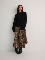 Satynowa spódnica maxi - beżowy. Brązowe spódnice damskie Reserved, l, bez wzorów, z satyny, maxi, rozkloszowane. W wyprzedaży za 59.99 zł.