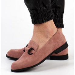 Różowe zamszowe loafersy, mokasyny damskie La.Fi 015dp-su. Czerwone mokasyny damskie La.Fi, z zamszu. Za 159.00 zł.