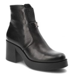 Czarne Eleganckie Botki Simen Na Obcasie. Czarne botki damskie Simen, na wiosnę, z futra, eleganckie, bez obcasa, na obcasie, bez zapięcia. Za 409.00 zł.