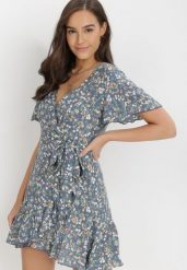 Niebieska Sukienka Kimocine. Niebieskie sukienki damskie Born2be, m, bez wzorów, z tkaniny, bez kołnierzyka, bez ramiączek, mini, kopertowe. Za 29.99 zł.