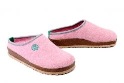 DR. BRINKMANN 320264-42 rosa, kapcie damskie. Czerwone kapcie damskie Dr. Brinkmann, bez wzorów. Za 153.47 zł.