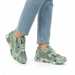 Sneakersy damskie Laura Vita, elastyczne sznurowanie oraz podwyższona podeszwa z nadrukiem na obwodzie, zielone, 06 SL3015-6G. Zielone półbuty damskie Laura Vita, na lato, bez wzorów, z jeansu, bez obcasa, bez zapięcia. Za 389.00 zł.