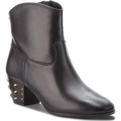 Botki MICHAEL MICHAEL KORS - Avery Ankle Boot 40T8AVMB8L Black. Kozaki damskie marki MICHAEL Michael Kors. W wyprzedaży za 579.00 zł.
