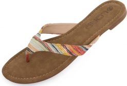 Damskie klapki Loap Herba Brown. Brązowe klapki damskie ÀLG, bez wzorów, z gumy, biznesowe, bez obcasa, na płaskiej podeszwie. Za 139.99 zł.