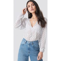 NA-KD Boho Bluzka z drapowaniem - Black,White. Bluzki damskie marki NA-KD Boho. Za 121.95 zł.
