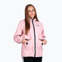 Kurtka dziecięca Pros 760. Czerwone kurtki i płaszcze dla dziewczynek Pros, bez wzorów, z materiału, bez kaptura. Za 139.99 zł.