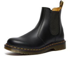 Buty 2976 Ys Rozmiar 40 Czarny - 22227001. Czarne obuwie sportowe damskie Dr. Martens, bez wzorów, trekkingowe. W wyprzedaży za 780.35 zł.