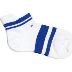 Nike Sportswear - Skarpetki. Szare skarpety damskie Nike Sportswear, z bawełny. W wyprzedaży za 17.90 zł.