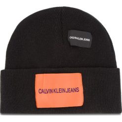Czapka CALVIN KLEIN JEANS - J Patches Beanie W K40K400755 016. Czarne czapki i kapelusze damskie Calvin Klein Jeans. Za 179.00 zł.