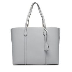 Torebka Tory Burch. Brązowe torebki do ręki damskie Tory Burch, bez wzorów, klasyczne, bez dodatków. Za 2,129.00 zł.