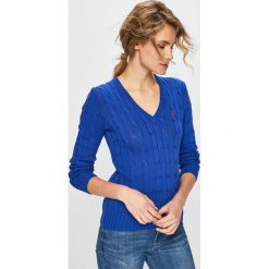 Polo Ralph Lauren - Sweter. Niebieskie swetry damskie Polo Ralph Lauren, l, bez wzorów, z bawełny, bez kołnierzyka, bez ramiączek, krótkie, bez kaptura. W wyprzedaży za 379.90 zł.