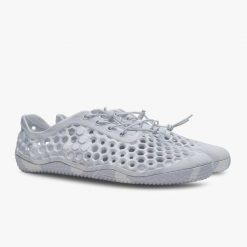 Buty barefoot damskie Vivobarefoot Ultra III. Szare trekkingi damskie Vivobarefoot, do pływania. Za 580.50 zł.