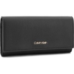 Duży Portfel Damski CALVIN KLEIN - Step Up Large Trifol K60K604342 001. Portfele damskie marki Calvin Klein. Za 299.00 zł.