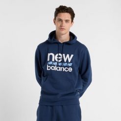 Bluza męska New Balance MT51941NNY – granatowa. Niebieskie bluzy męskie New Balance, m, z aplikacjami, z bawełny, z kapturem. Za 249.99 zł.