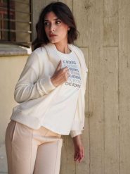 Bluza miękka z wełna z kaptur na co dzień. Białe bluzy sportowe damskie LEONE 1947 APPAREL, m, bez wzorów, z wełny, bez kaptura, na fitness i siłownię. Za 168.36 zł.
