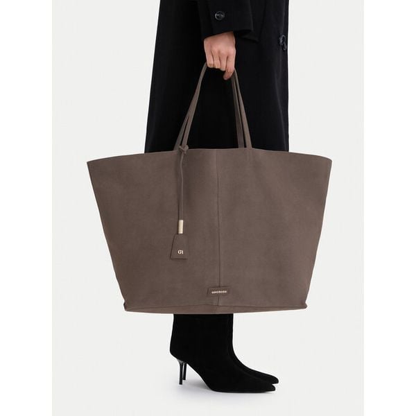 Torebka GINO ROSSI. Brązowe torebki do ręki damskie Gino Rossi, bez wzorów, bez dodatków. Za 499.99 zł.