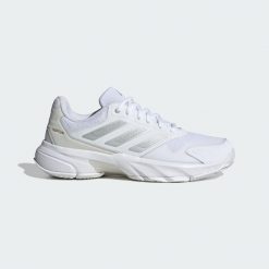 Buty Courtjam Control 3 Tennis. Białe obuwie sportowe damskie Adidas, bez wzorów, z materiału, tenisowe. Za 399.00 zł.