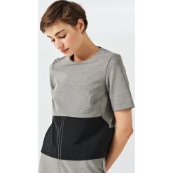Simple - Top. Szare topy damskie marki Simple, z krótkim rękawem. W wyprzedaży za 239.90 zł.