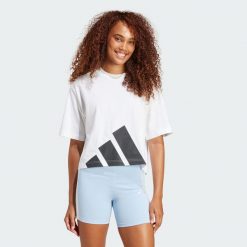 Koszulka Essentials Big Logo Boyfriend. Białe obuwie sportowe damskie Adidas, bez wzorów, na fitness i siłownię. Za 139.00 zł.