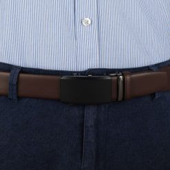 Pasek męski skórzany 3,5 cm klamra automatyczna Beltimore brązowy 02-593 : Kolory - brązowy, beżowy, Rozmiar pasków - r.110-125 cm. Brązowe paski damskie bez wzorów, ze skóry, wizytowe. Za 64.99 zł.