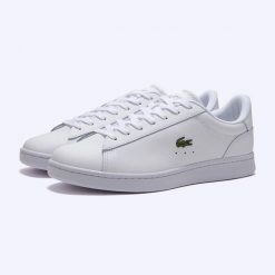 Sneakersy męskie Carnaby Set buty sportowe tenisówki trampki białe. Białe trampki męskie Lacoste, bez wzorów, sportowe, bez zapięcia. Za 419.00 zł.