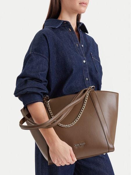 Nine West Torebka CEO-ADDISON-LH22281 Brązowy. Brązowe torebki do ręki damskie Nine West, bez wzorów, bez dodatków. Za 229.99 zł.