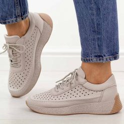 Szare pikowane skórzane półbuty damskie Sergio Leone sp013. Szare półbuty damskie Sergio Leone, na jesień, bez wzorów, z jeansu, casualowe, z okrągłym noskiem, bez obcasa, na płaskiej podeszwie, bez zapięcia. Za 209.00 zł.