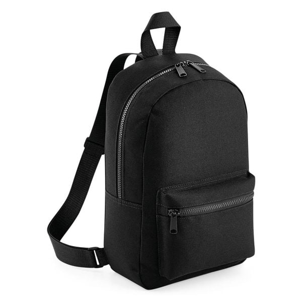 Plecak damski Bag Base Essential Fashion. Czarne plecaki damskie BAGBASE, bez wzorów, z materiału, klasyczne. Za 67.85 zł.