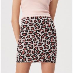 Spódnica z leopardzim wzorem - Wielobarwny. Szare spódnice damskie Sinsay, l, bez wzorów. W wyprzedaży za 14.99 zł.